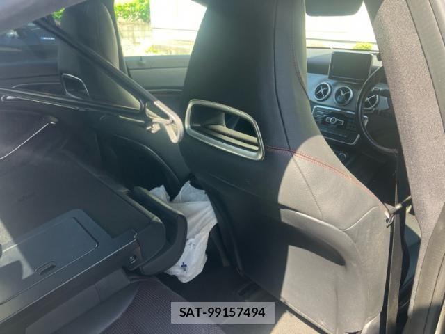 Mercedes Benz CLA-CLASS 2014-11 7328283-11