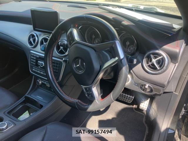 Mercedes Benz CLA-CLASS 2014-11 7328283-21