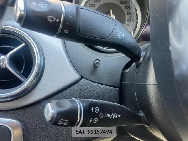 Mercedes Benz CLA-CLASS 2014-11 7328283-24