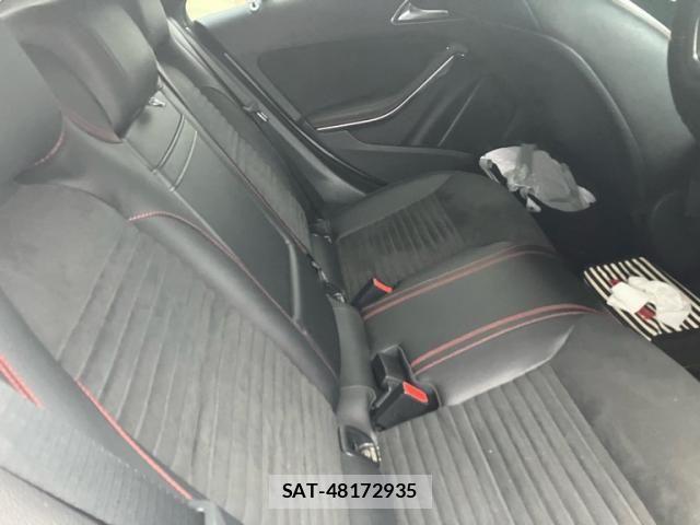 Mercedes Benz CLA-CLASS 2013-08 7328277-11