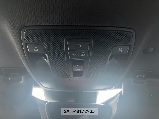 Mercedes Benz CLA-CLASS 2013-08 7328277-22