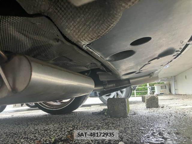 Mercedes Benz CLA-CLASS 2013-08 7328277-26