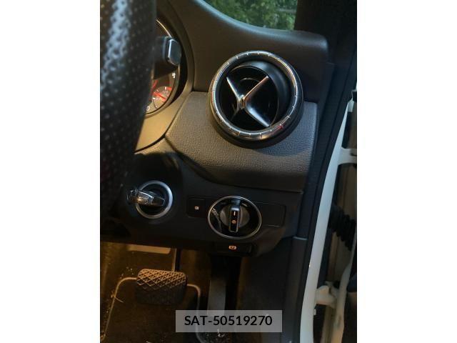 Mercedes Benz CLA-CLASS 2014-02 7328284-14
