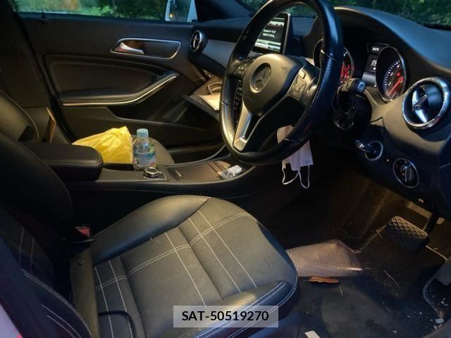 Mercedes Benz CLA-CLASS 2014-02 7328284-15