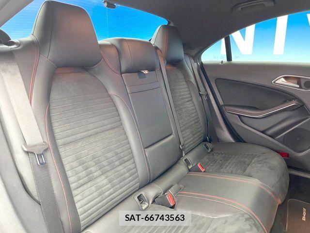 Mercedes Benz CLA-CLASS 2014-02 7358701-9