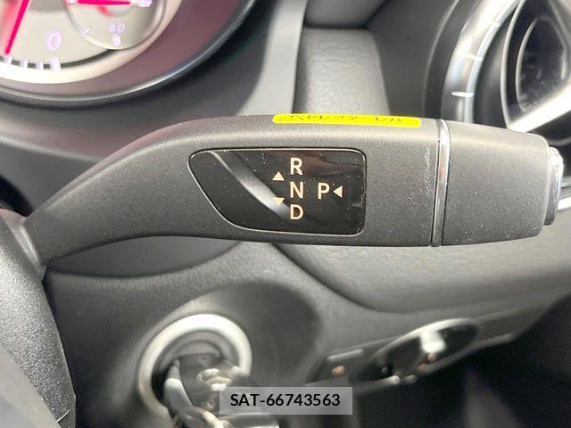 Mercedes Benz CLA-CLASS 2014-02 7358701-12