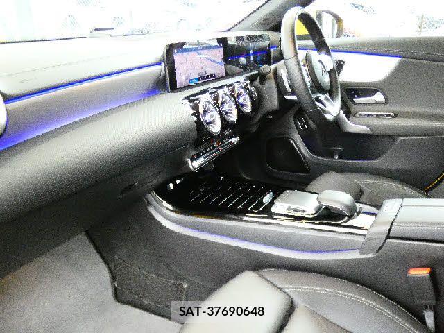 Mercedes Benz CLA-CLASS 2020-07 7392824-1