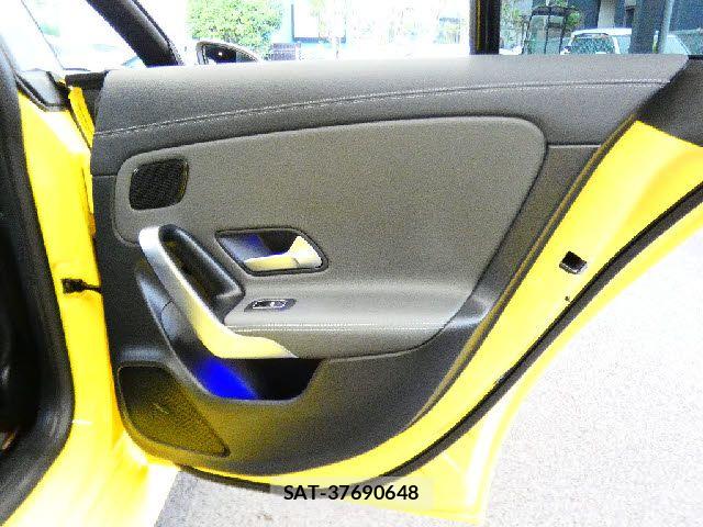 Mercedes Benz CLA-CLASS 2020-07 7392824-22