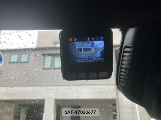 Mercedes Benz CLA-CLASS 2020-04 7562412-22