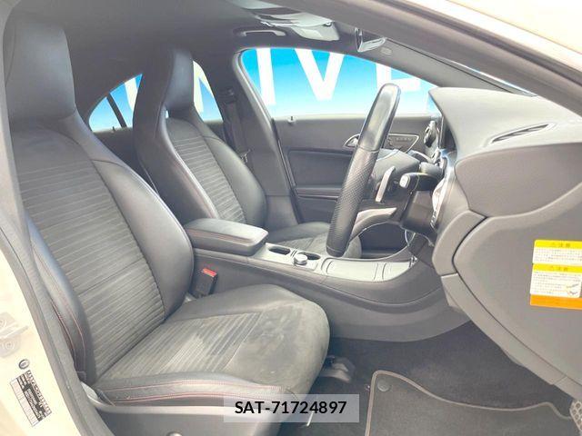 Mercedes Benz CLA-CLASS 2015-10 7562414-9