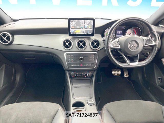 Mercedes Benz CLA-CLASS 2015-10 7562414-1