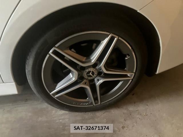 Mercedes Benz CLA-CLASS 2019-11 7617975-9
