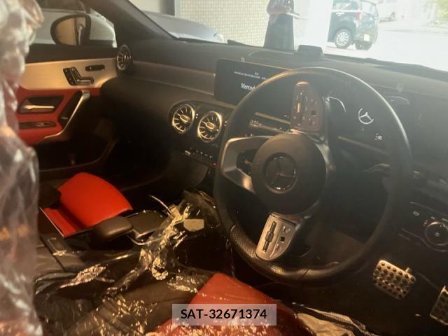 Mercedes Benz CLA-CLASS 2019-11 7617975-15
