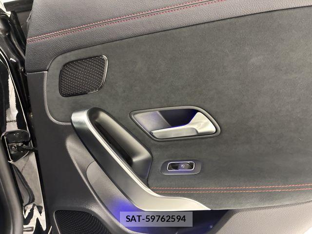 Mercedes Benz CLA-CLASS 2019-09 7617974-14