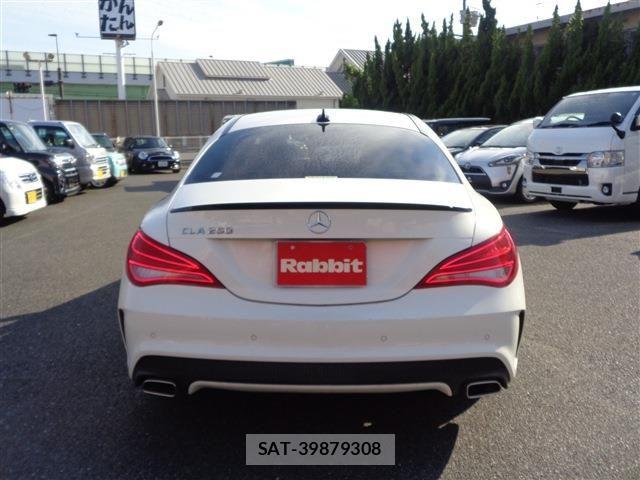 Mercedes Benz CLA-CLASS 2014-06 7617977-12