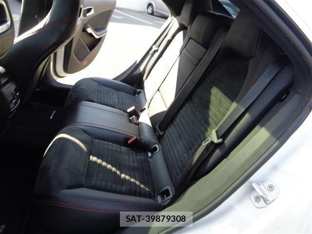 Mercedes Benz CLA-CLASS 2014-06 7617977-19