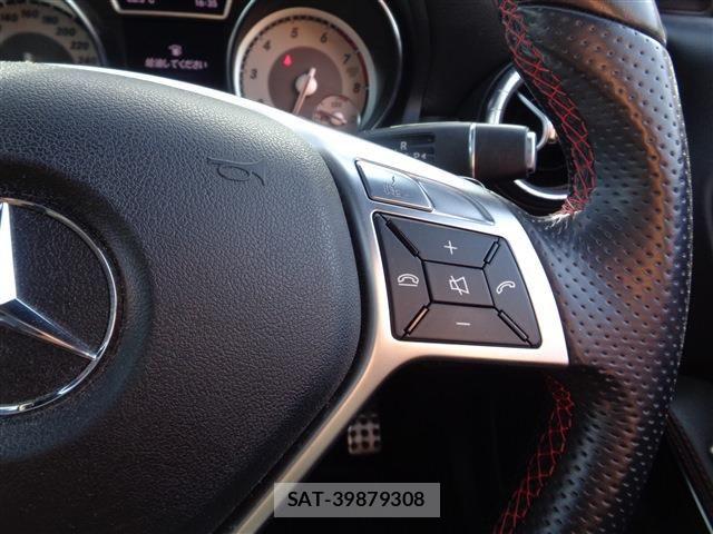 Mercedes Benz CLA-CLASS 2014-06 7617977-29