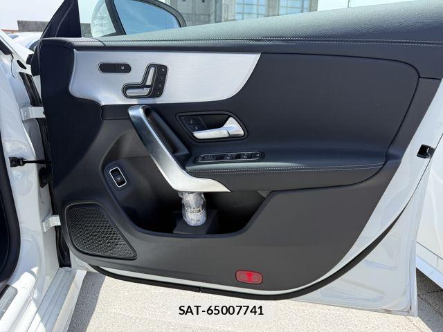 Mercedes Benz CLA-CLASS 2025-07 7617972-2
