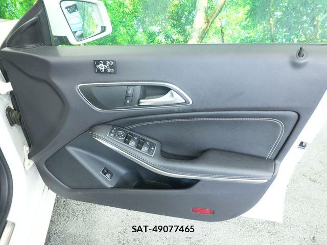 Mercedes Benz CLA-CLASS 2014-09 7725519-21