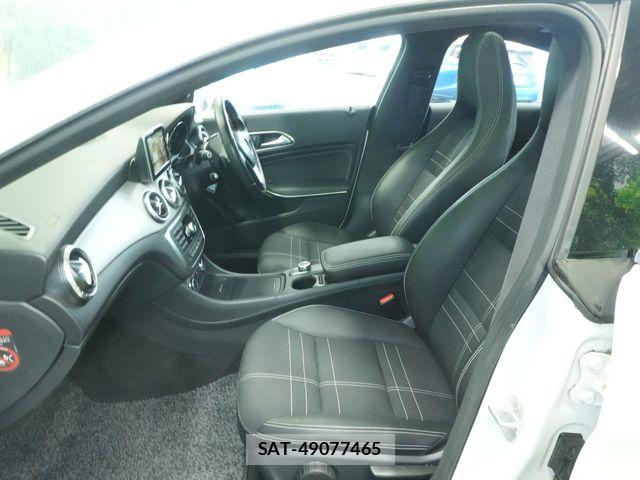 Mercedes Benz CLA-CLASS 2014-09 7725519-24