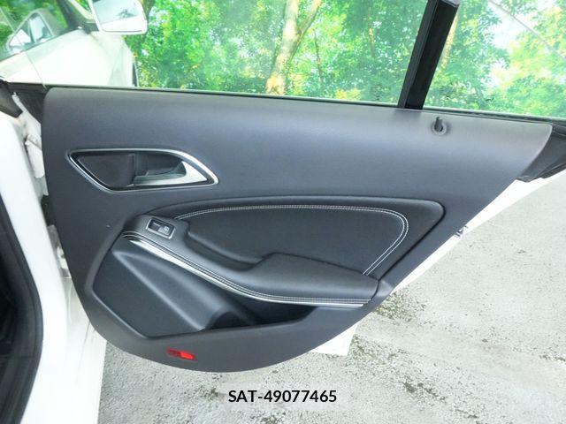 Mercedes Benz CLA-CLASS 2014-09 7725519-25