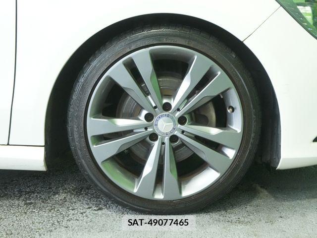 Mercedes Benz CLA-CLASS 2014-09 7725519-29