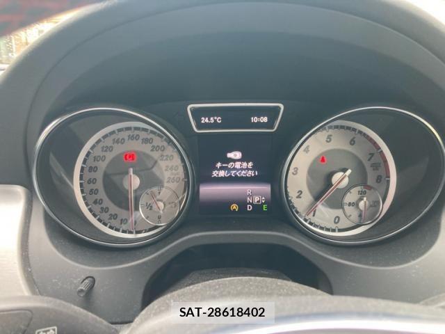 Mercedes Benz CLA-CLASS 2015-06 7877678-13