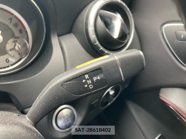 Mercedes Benz CLA-CLASS 2015-06 7877678-17