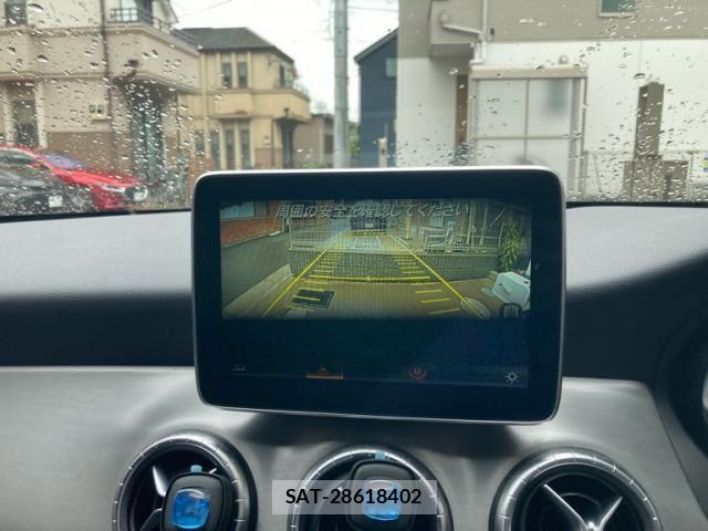 Mercedes Benz CLA-CLASS 2015-06 7877678-20