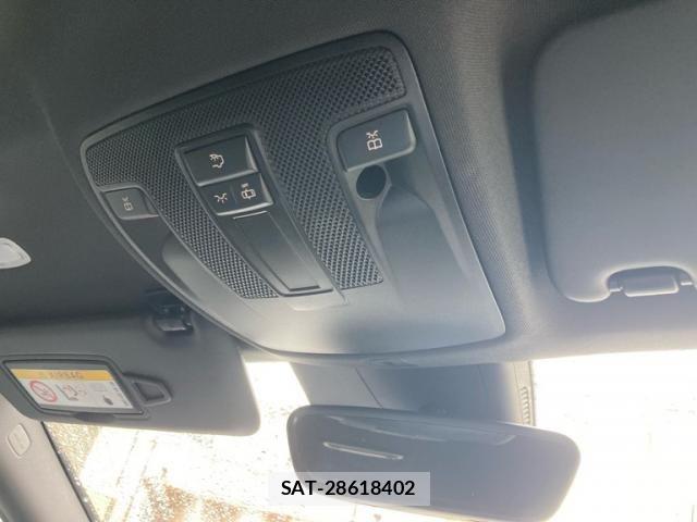 Mercedes Benz CLA-CLASS 2015-06 7877678-25