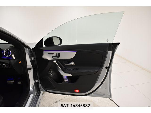 Mercedes Benz CLA-CLASS 2026-04 7877677-5