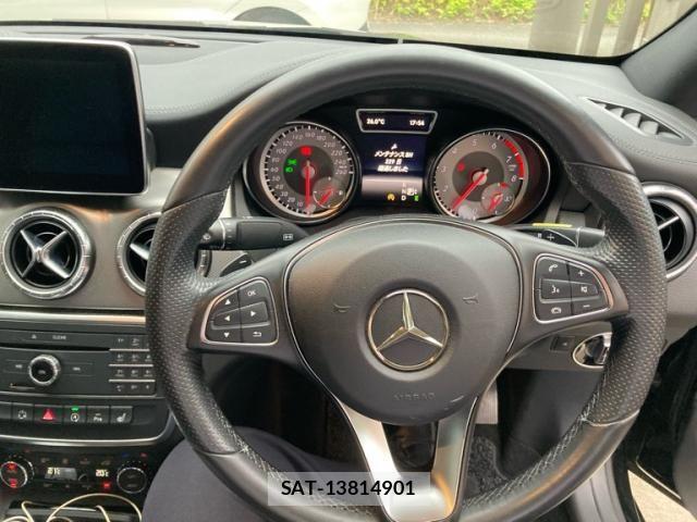 Mercedes Benz CLA-CLASS 2015-11 7877679-12
