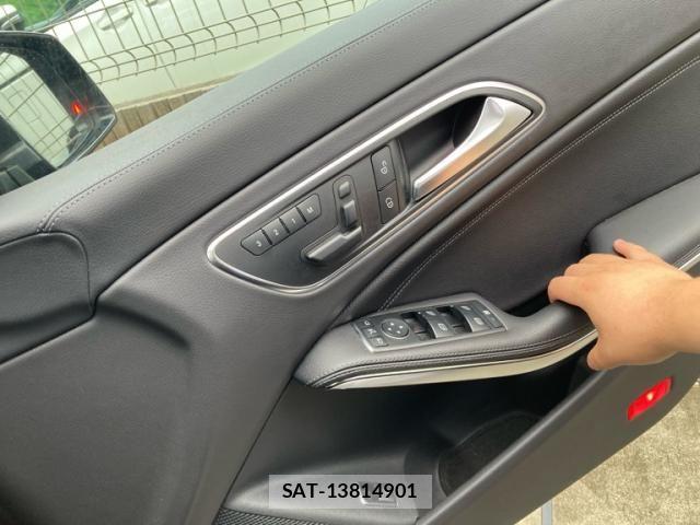 Mercedes Benz CLA-CLASS 2015-11 7877679-13