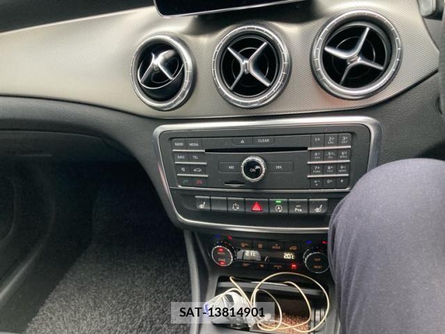 Mercedes Benz CLA-CLASS 2015-11 7877679-17