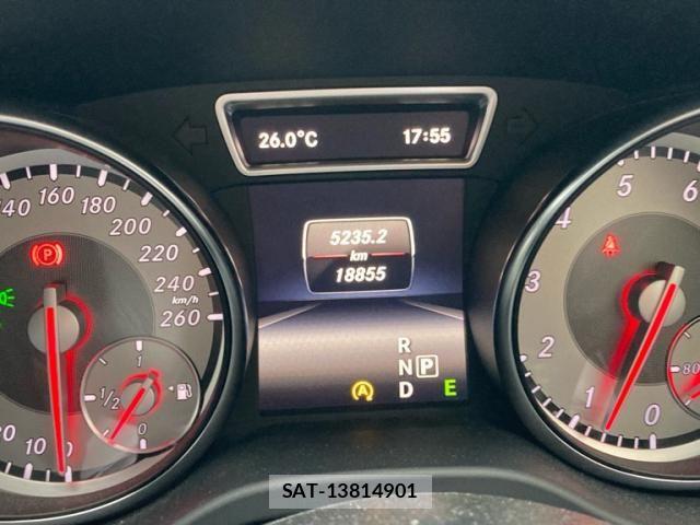 Mercedes Benz CLA-CLASS 2015-11 7877679-19