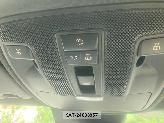 Mercedes Benz CLA-CLASS 2017-09 7877681-23