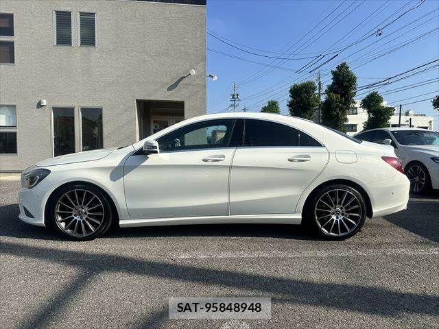 Mercedes Benz CLA-CLASS 2016-09 7979917-18
