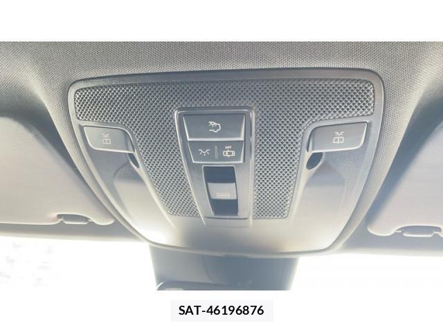 Mercedes Benz CLA-CLASS 2015-09 8036672-26