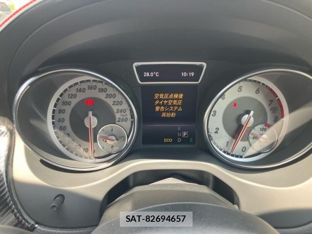 Mercedes Benz CLA-CLASS 2013-09 8036673-17