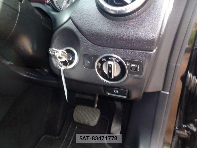 Mercedes Benz CLA-CLASS 2014-03 8074535-11