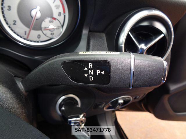Mercedes Benz CLA-CLASS 2014-03 8074535-13