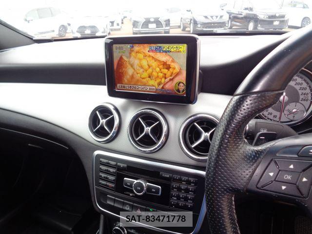 Mercedes Benz CLA-CLASS 2014-03 8074535-17