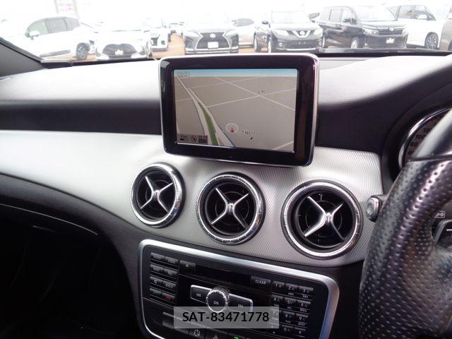Mercedes Benz CLA-CLASS 2014-03 8074535-18