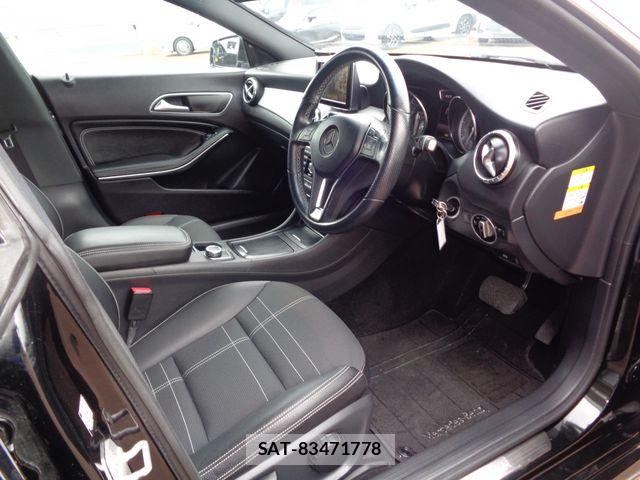 Mercedes Benz CLA-CLASS 2014-03 8074535-1