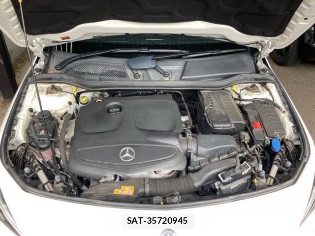 Mercedes Benz CLA-CLASS 2018-08 8100361-15
