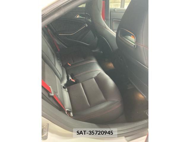 Mercedes Benz CLA-CLASS 2018-08 8100361-22