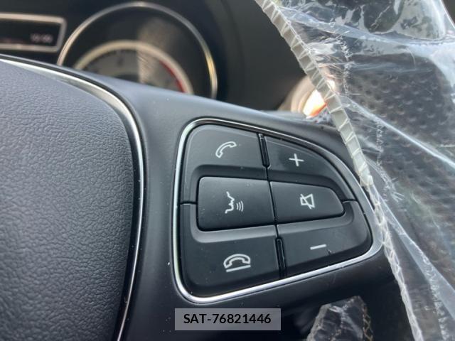 Mercedes Benz CLA-CLASS 2016-06 8100362-8