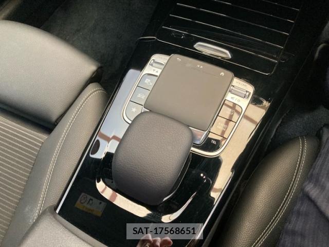 Mercedes Benz CLA-CLASS 2019-11 8100360-15