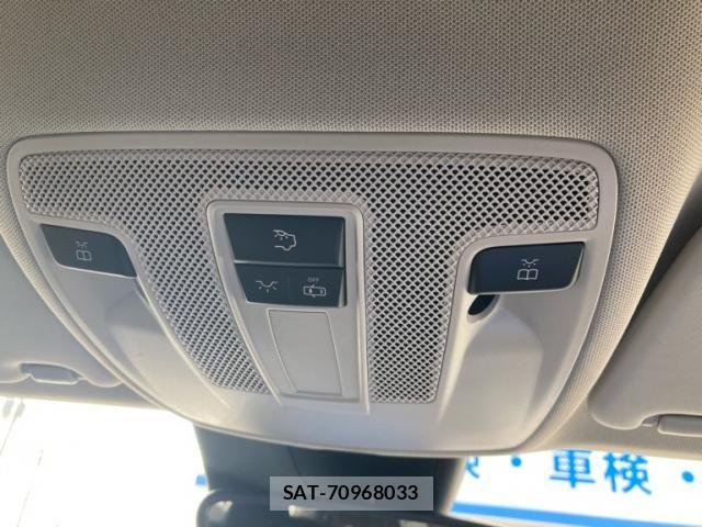 Mercedes Benz CLA-CLASS 2018-04 8100359-22