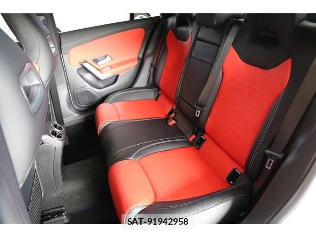 Mercedes Benz CLA-CLASS 2025-12 8131162-13